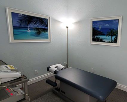 Chiropractic therapy equipment 6